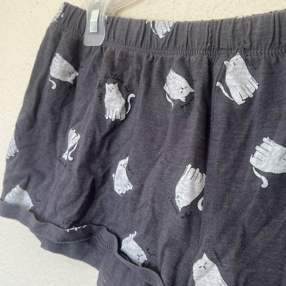 Forever 21 | Gray Cat Pajama Shorts - Picture 4 of 7